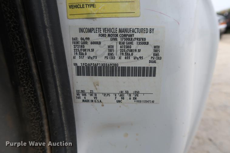 image for item DD9523 1999 Ford F550 dump truck