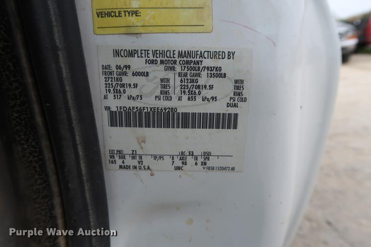 image for item DD9523 1999 Ford F550 dump truck