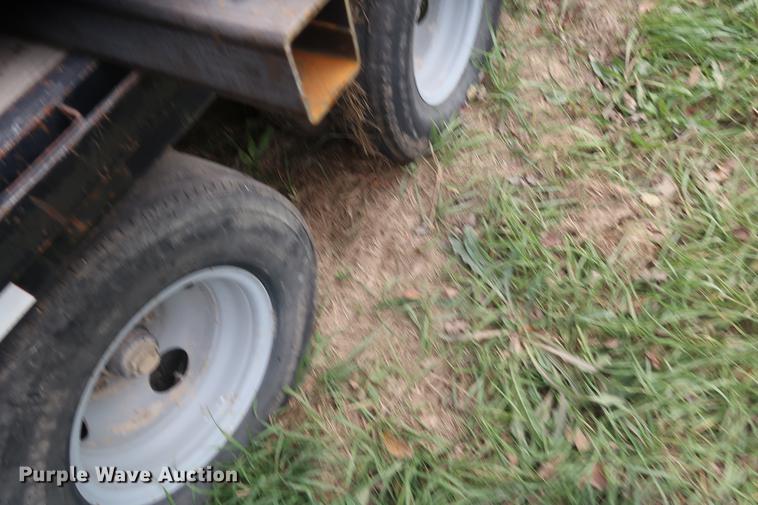 image for item DD9523 1999 Ford F550 dump truck