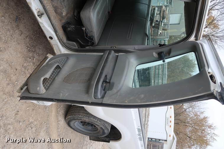 image for item DD9525 2002 Ford F250 Super Duty SuperCab pickup truck