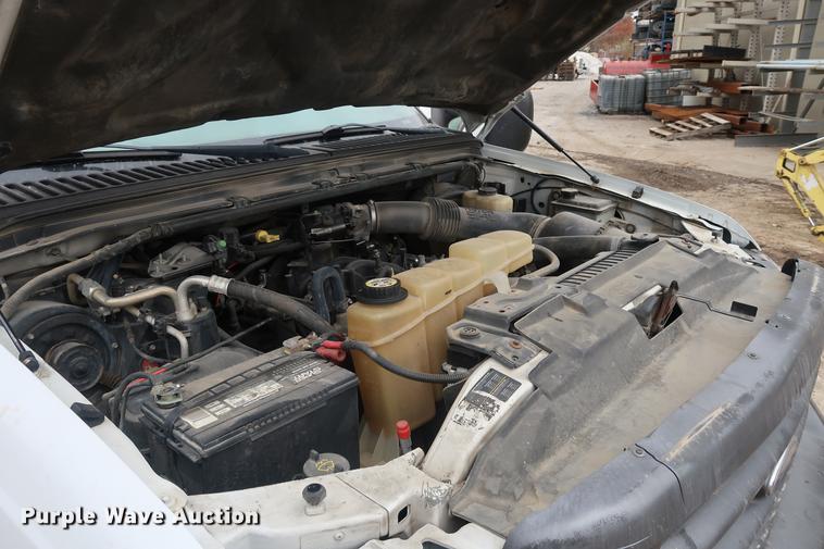 image for item DD9525 2002 Ford F250 Super Duty SuperCab pickup truck