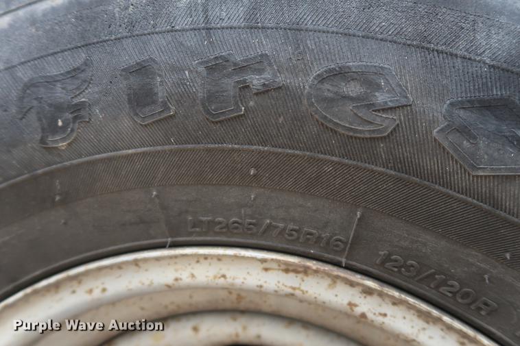 image for item DD9525 2002 Ford F250 Super Duty SuperCab pickup truck