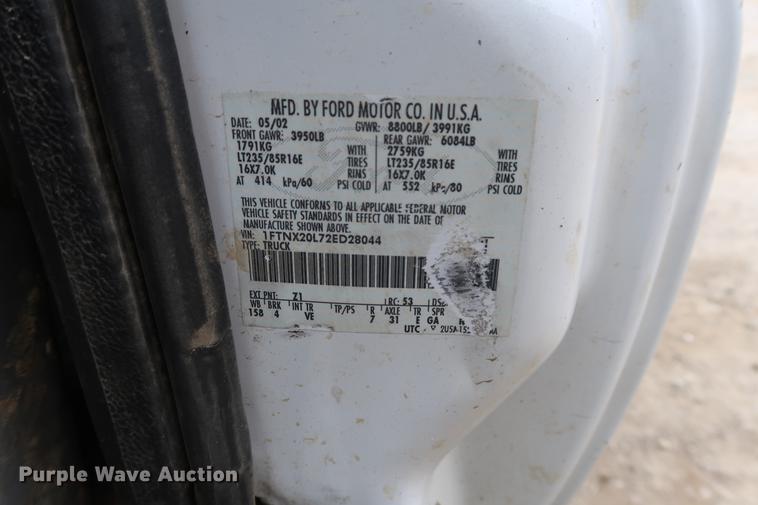 image for item DD9525 2002 Ford F250 Super Duty SuperCab pickup truck