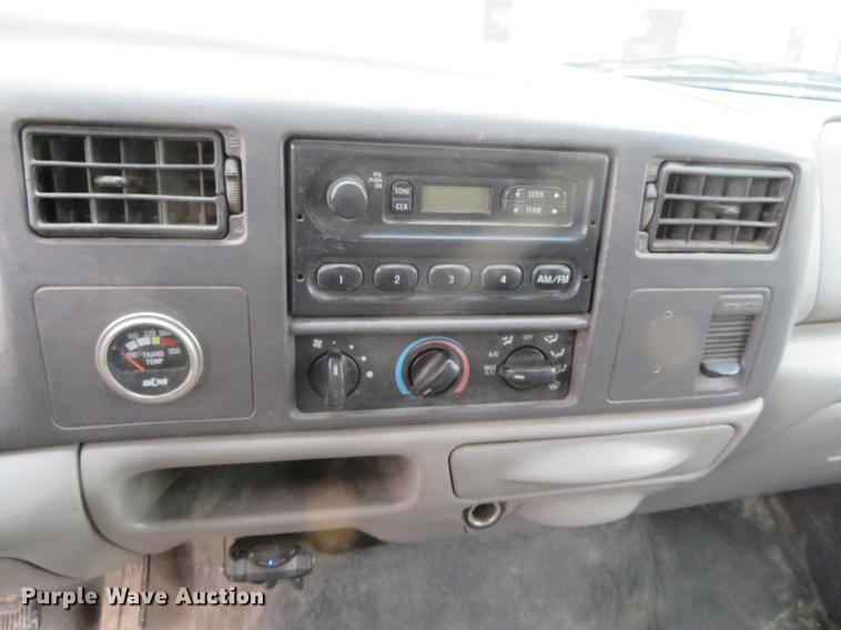 image for item DF9856 1999 Ford F550 Super Duty flatbed truck