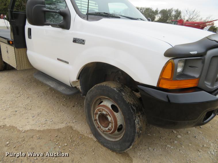 image for item DF9856 1999 Ford F550 Super Duty flatbed truck