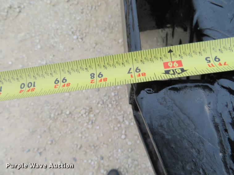 image for item DF9856 1999 Ford F550 Super Duty flatbed truck