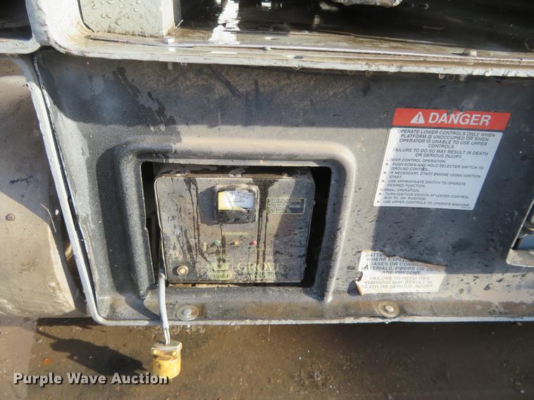 image for item DI9916 Grove SM3248E scissor lift