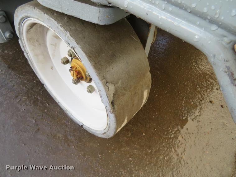 image for item DI9916 Grove SM3248E scissor lift