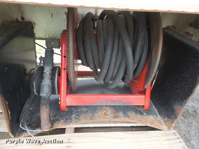 image for item DL9690 Truck bumper