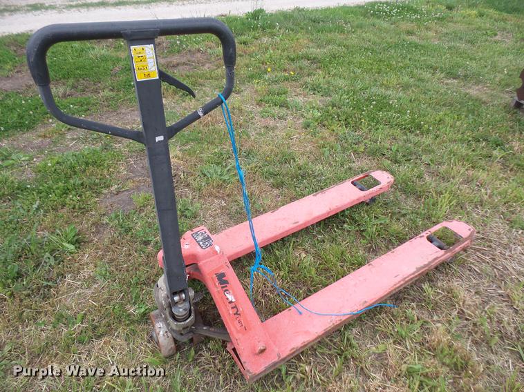 image for item DL9692 Mighty Lift pallet jack