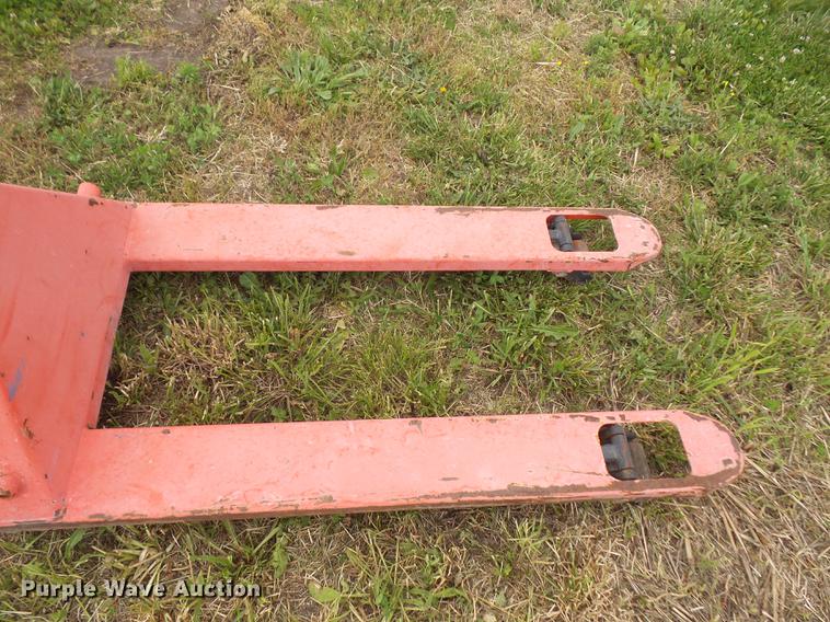image for item DL9692 Mighty Lift pallet jack