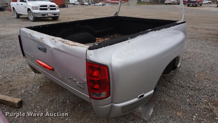image for item DN9479 Dodge Ram 3500 pickup truck bed