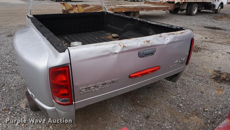 image for item DN9479 Dodge Ram 3500 pickup truck bed