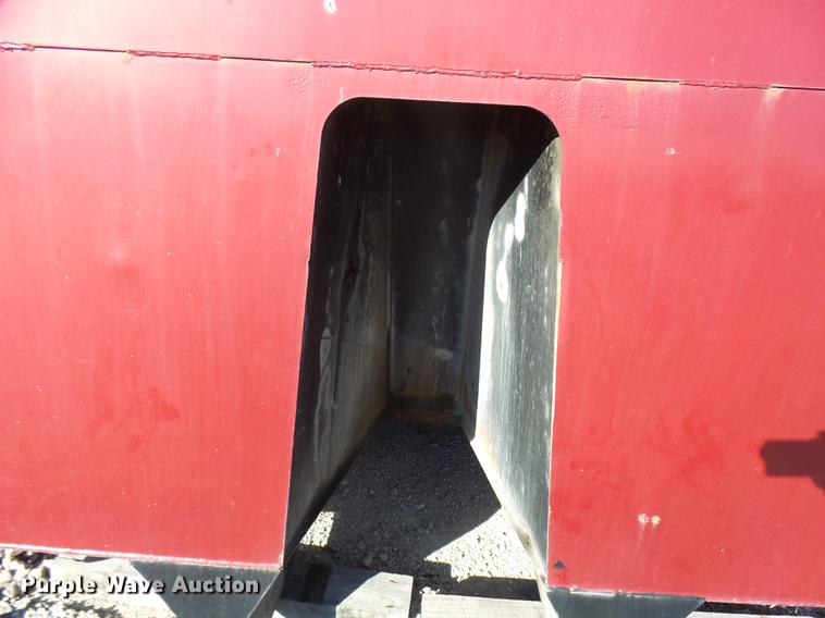 image for item DX9279 2003 Heil dump bed