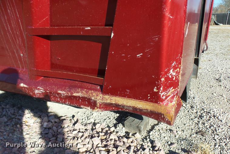 image for item DX9279 2003 Heil dump bed