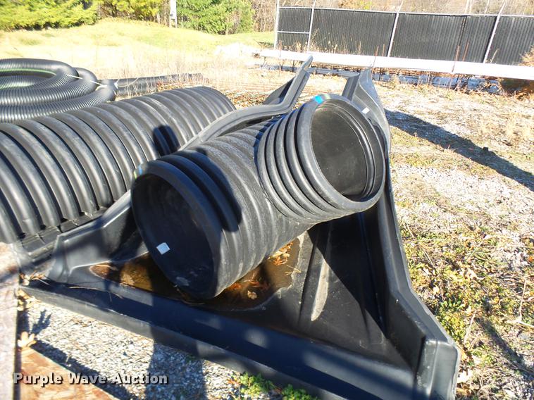 image for item DX9280 Plastic pipe and fittings