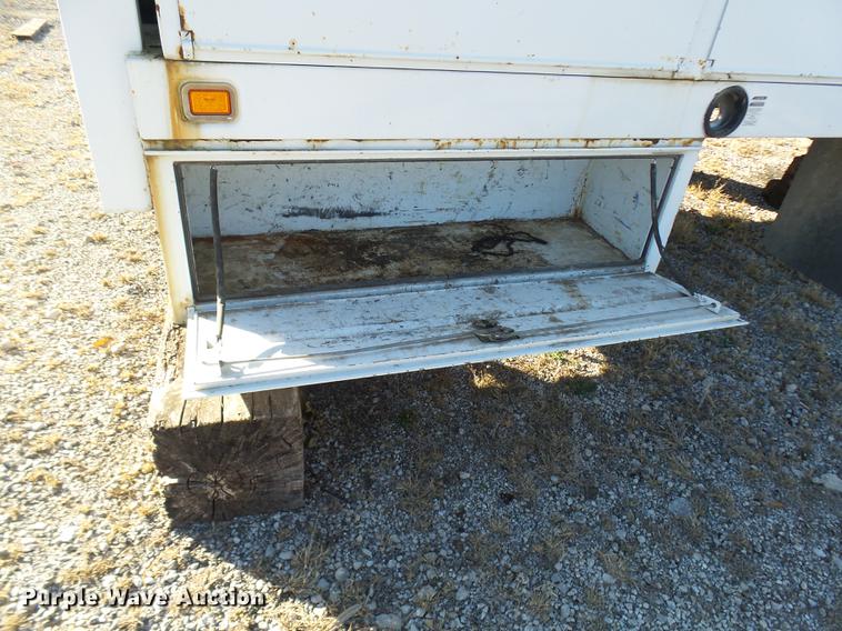 image for item DX9281 2006 Harbor truck body/Knapheide utility bed