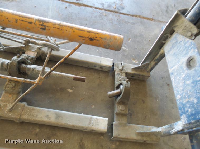 image for item DX9287 Vibratory screed