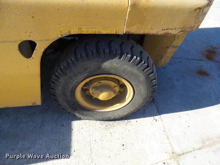 image for item DX9297 Caterpillar V60B forklift