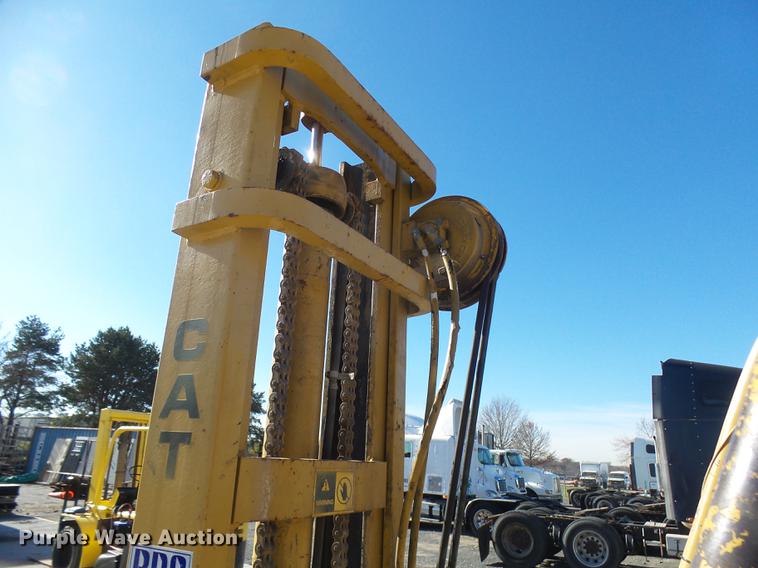 image for item DX9297 Caterpillar V60B forklift