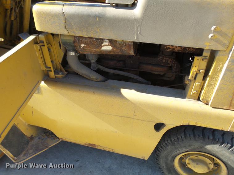 image for item DX9297 Caterpillar V60B forklift