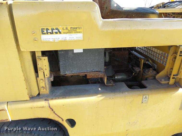 image for item DX9297 Caterpillar V60B forklift