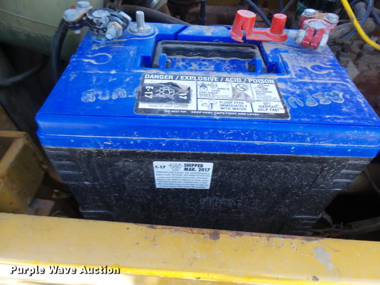 image for item DX9297 Caterpillar V60B forklift