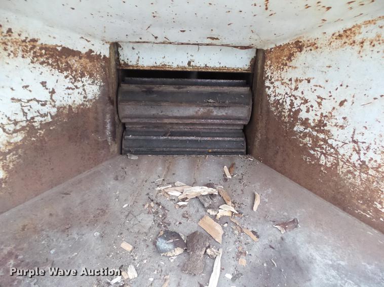 image for item DZ9030 Bandit 250 wood chipper