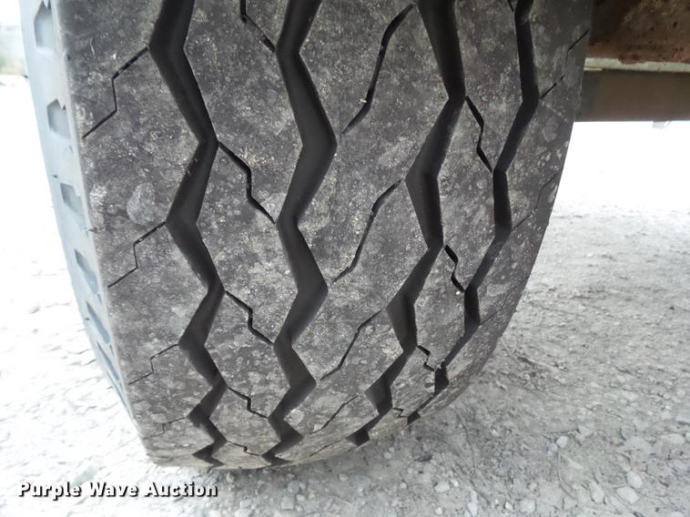 image for item DZ9030 Bandit 250 wood chipper