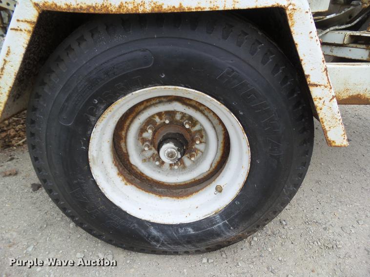 image for item DZ9030 Bandit 250 wood chipper