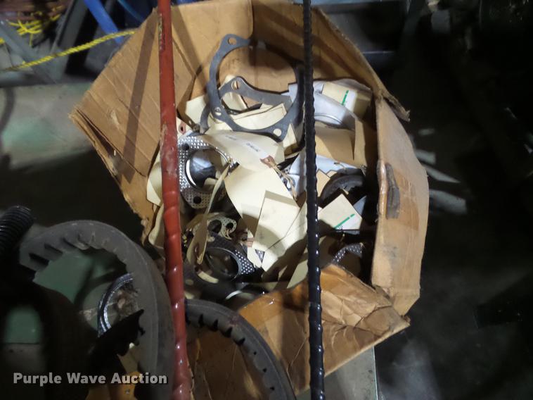 image for item DZ9109 Gaskets, fittings, and parts