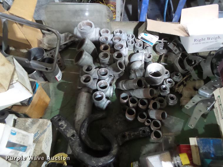 image for item DZ9109 Gaskets, fittings, and parts