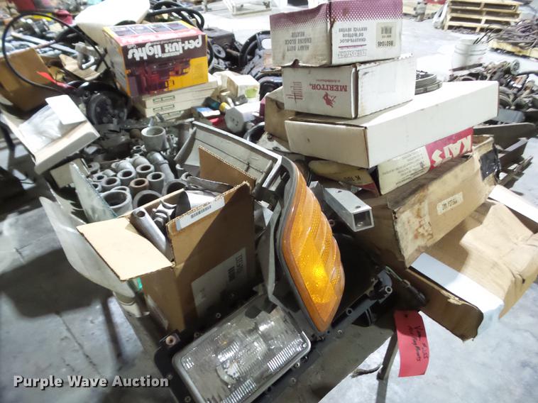 image for item DZ9109 Gaskets, fittings, and parts