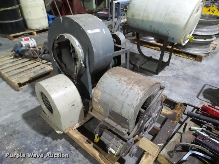 image for item DZ9115 (3) squirrel cage fans