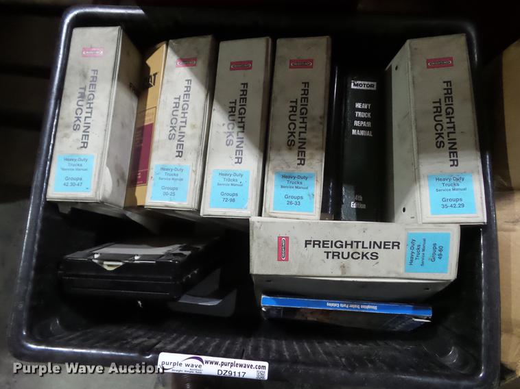 image for item DZ9117 Service manuals