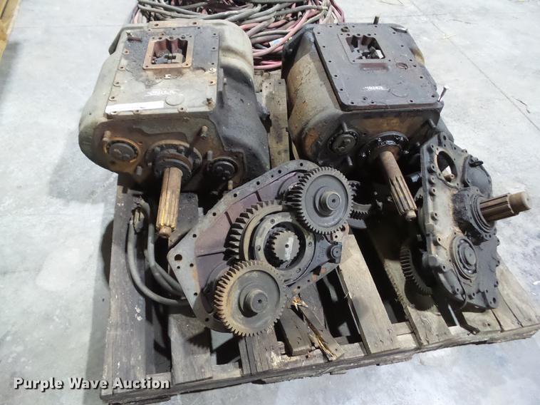 image for item DZ9118 (3) transmissions