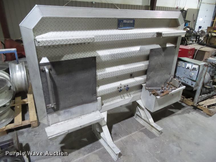 image for item DZ9121 Merritt aluminum headache rack