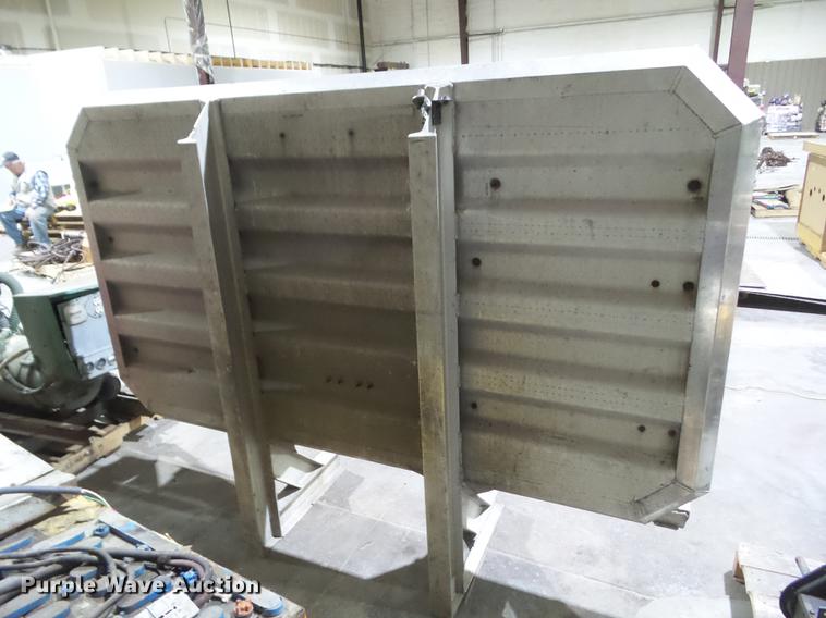 image for item DZ9121 Merritt aluminum headache rack