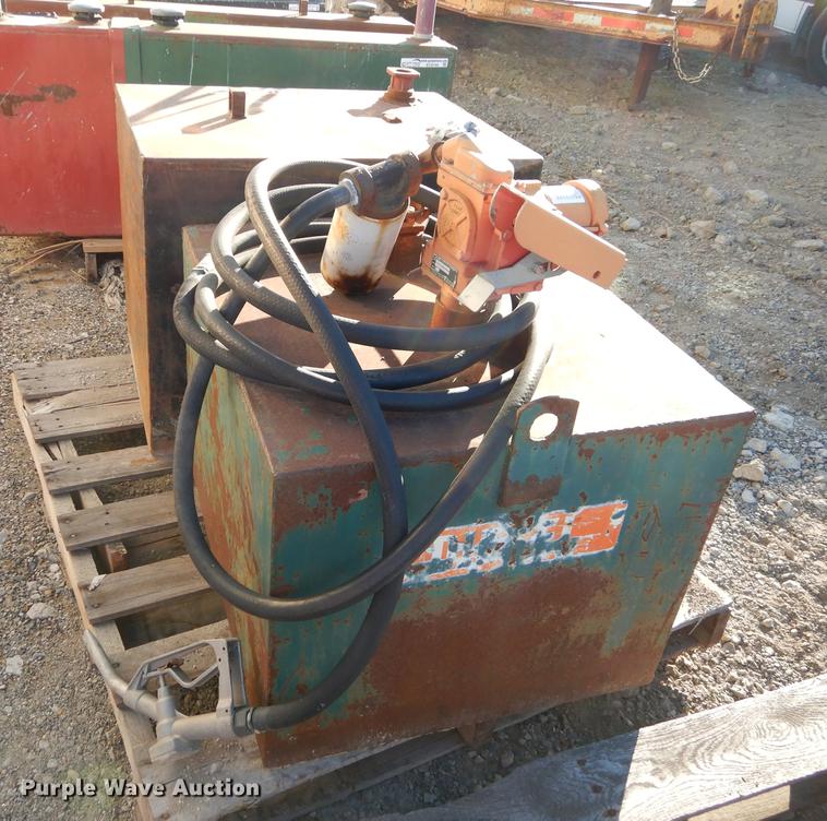 image for item EC9787 (2) fuel tanks