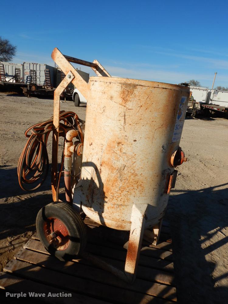 image for item EC9796 (2) Schmidt abrasive blasters