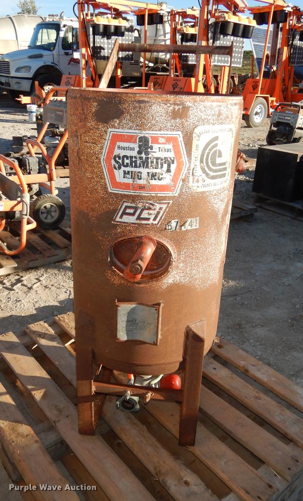 image for item EC9796 (2) Schmidt abrasive blasters