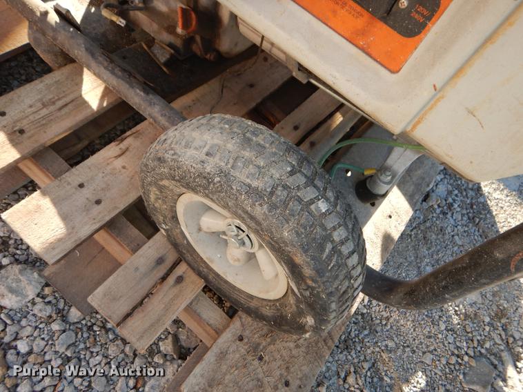 image for item EC9801 Generac XP6500E generator