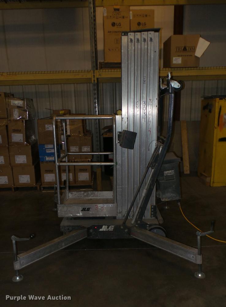 image for item ED9166 JLG vertical lift