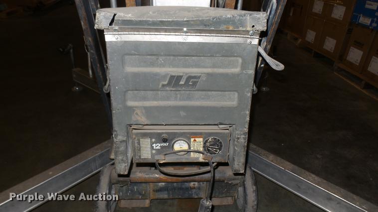 image for item ED9166 JLG vertical lift