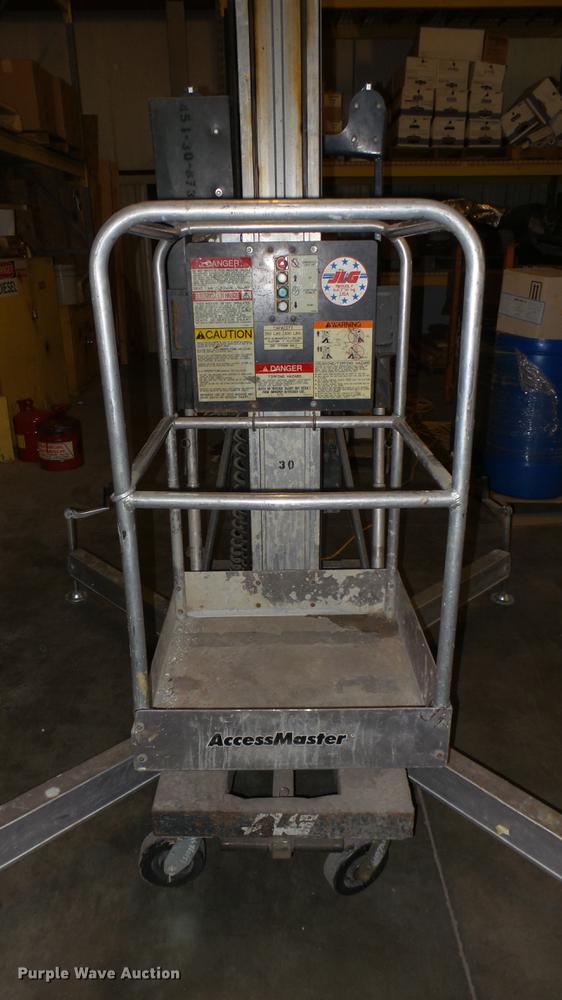 image for item ED9166 JLG vertical lift