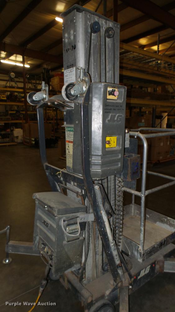 image for item ED9166 JLG vertical lift