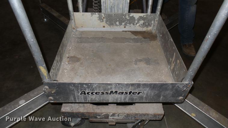 image for item ED9166 JLG vertical lift