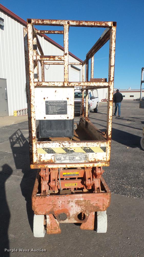 image for item ED9167 Snorkel Wildcat 2201 scissor lift