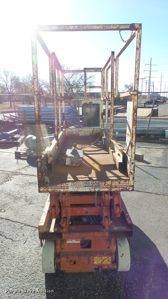 image for item ED9167 Snorkel Wildcat 2201 scissor lift