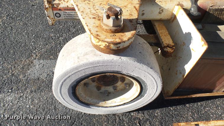 image for item ED9168 Mark Lift CH26NEP scissor lift